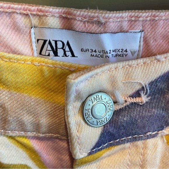 Zara straight leg colorful jeans with abstract swirls Size 2 - Picture 6 of 6